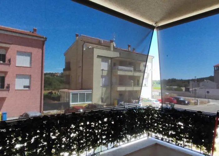 Franko Apartment *